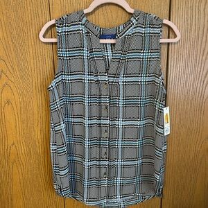 Sleeveless tank top blouse